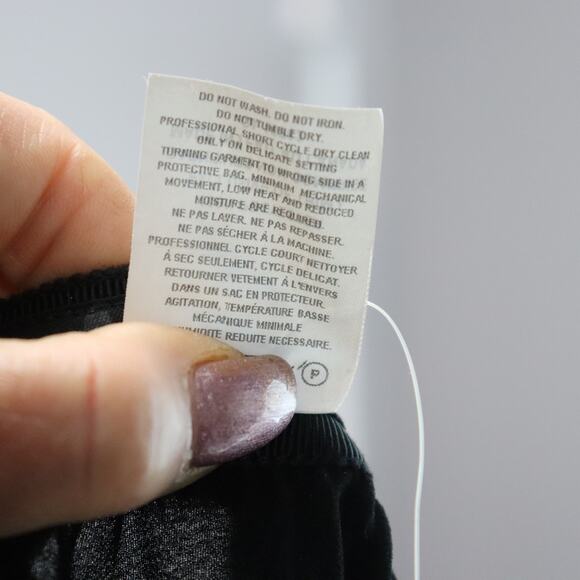 NWT Lida Baday Multicolor Sequin Skirt Graphic Print Made in Canada Size 12 - Picture 7 of 7